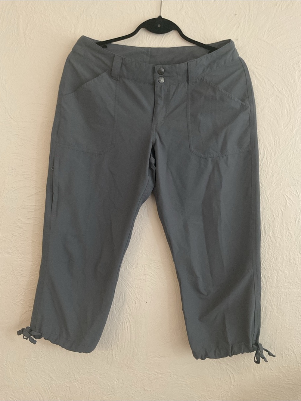 Patagonia Women's Gray Cargo Capri Pants